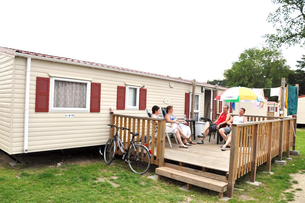 Oostappen Vakantiepark Zilverstrand Mol Room photo